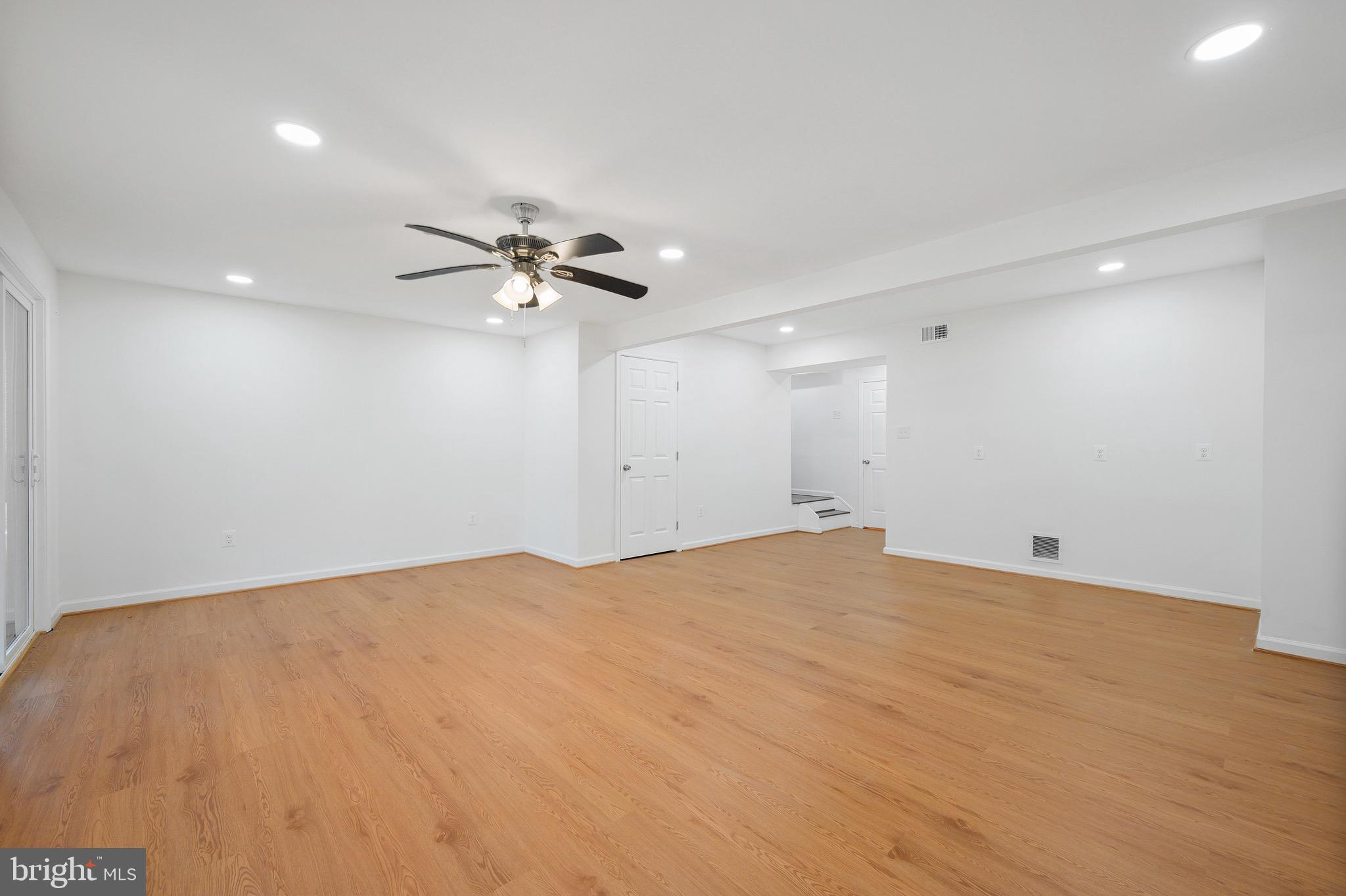 MAYFAIR PLAT 7 - Residential