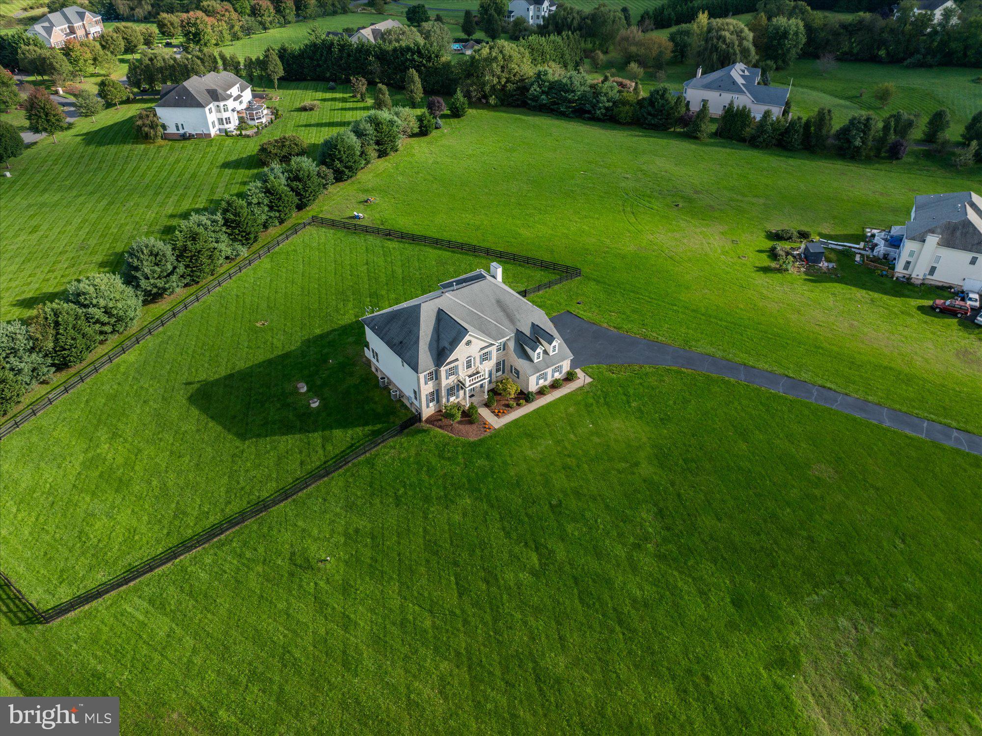 WRIGHT FARM - Residential