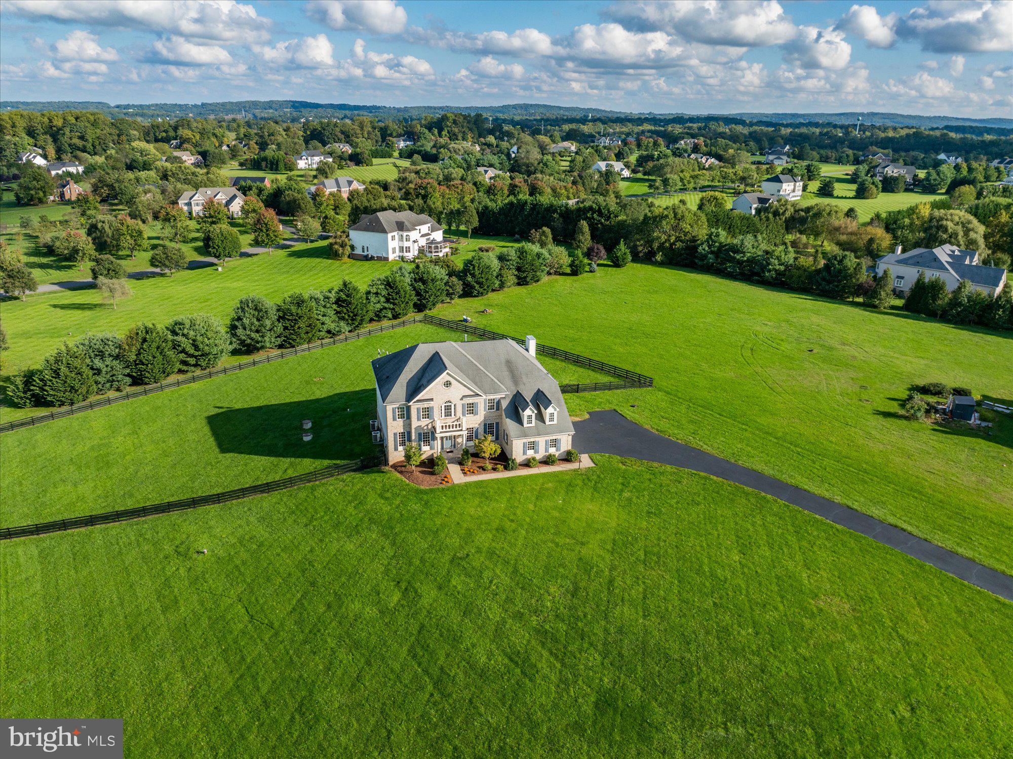 WRIGHT FARM - Residential