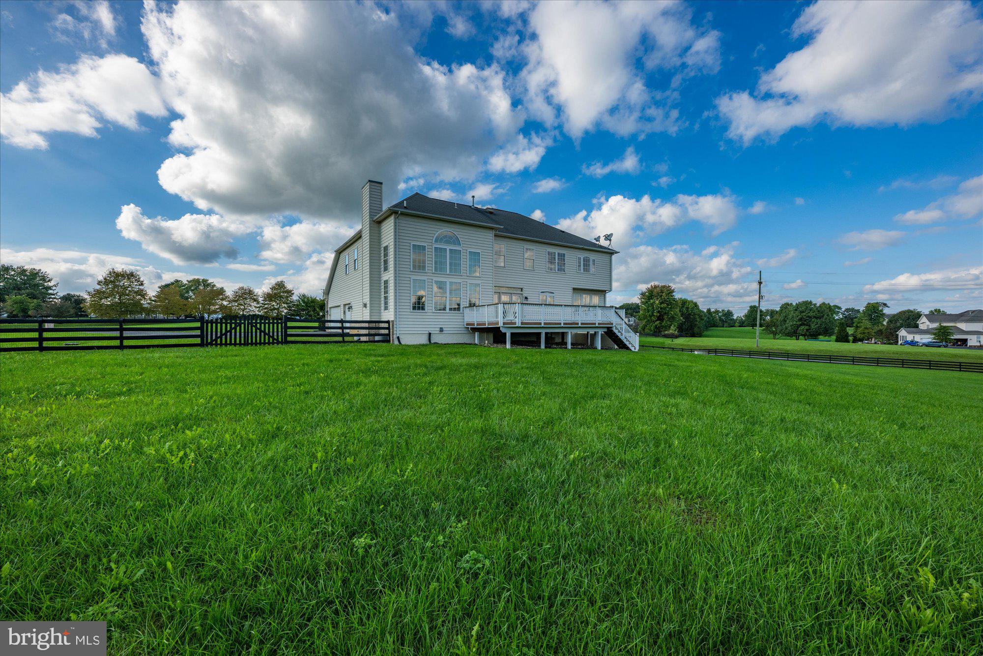 WRIGHT FARM - Residential
