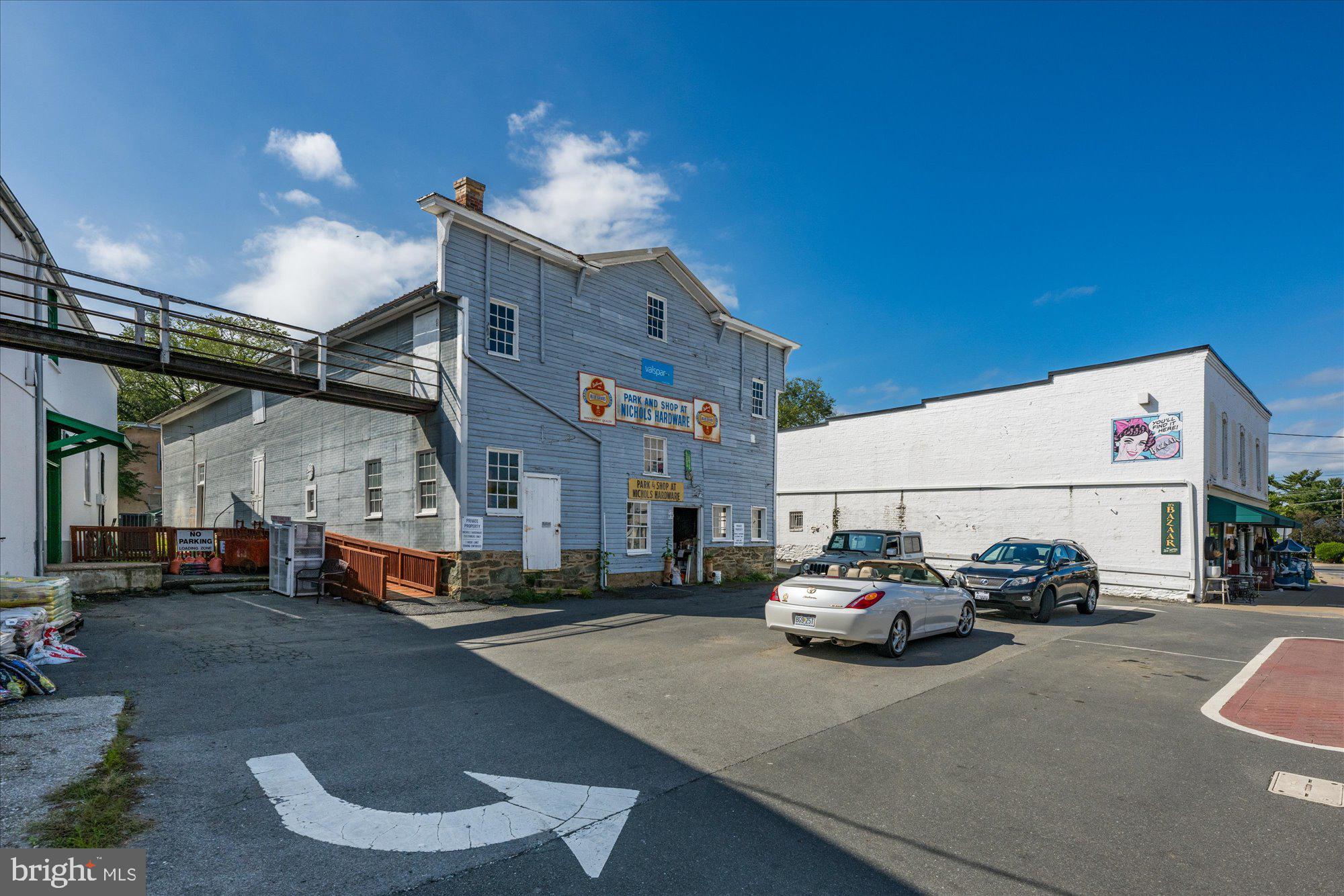 WRIGHT FARM - Residential