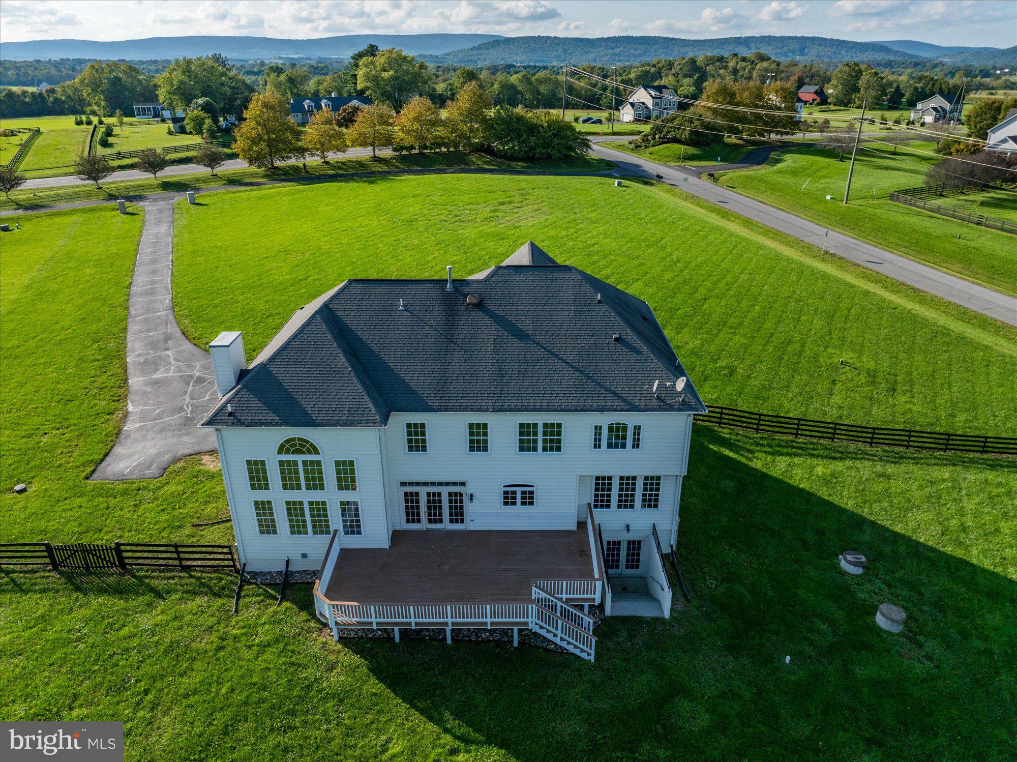WRIGHT FARM - Residential