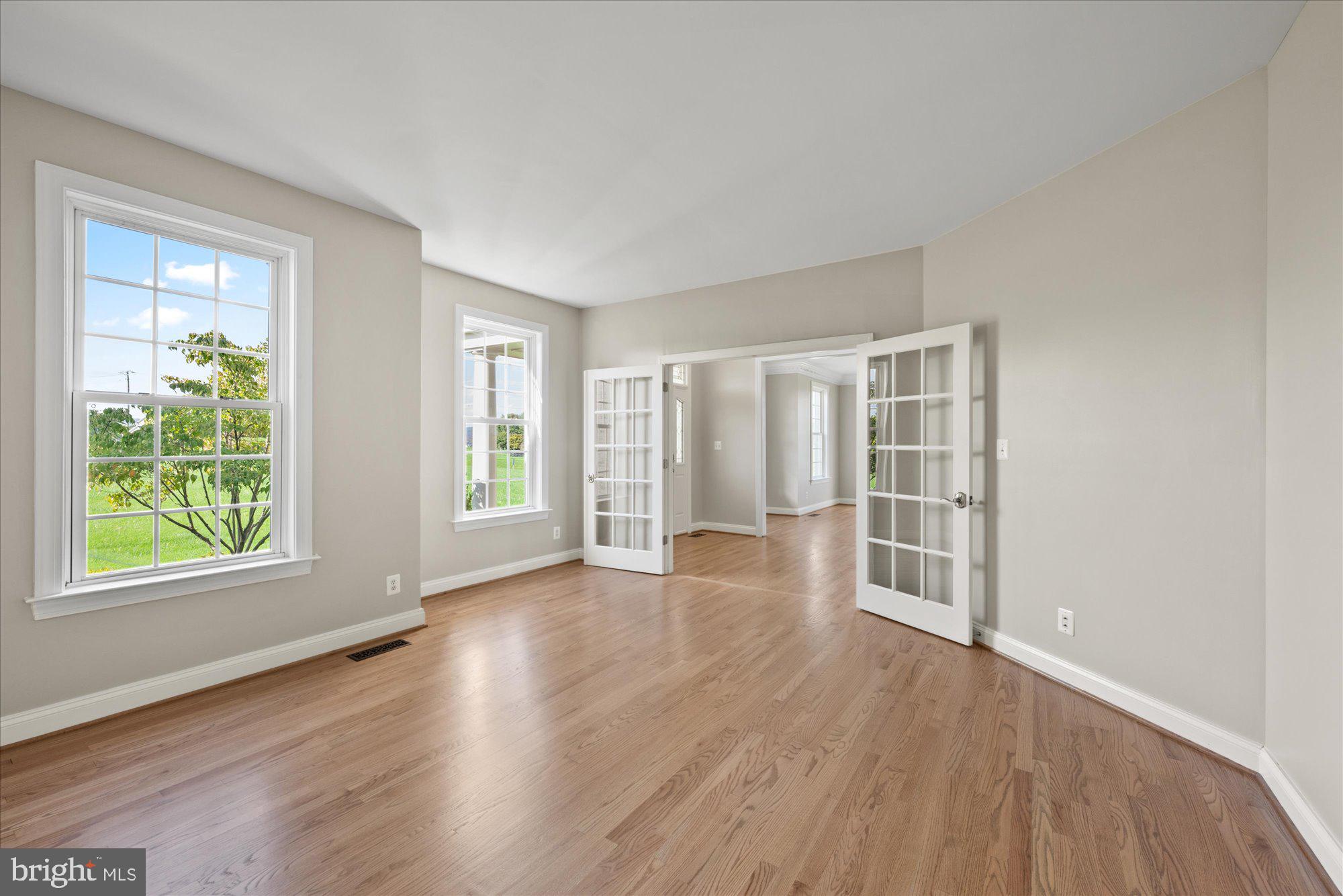 WRIGHT FARM - Residential