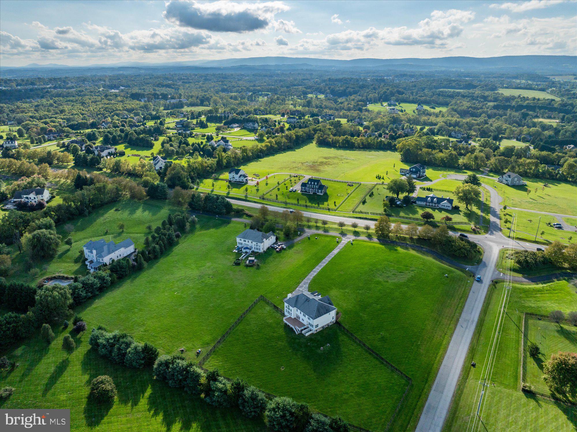 WRIGHT FARM - Residential