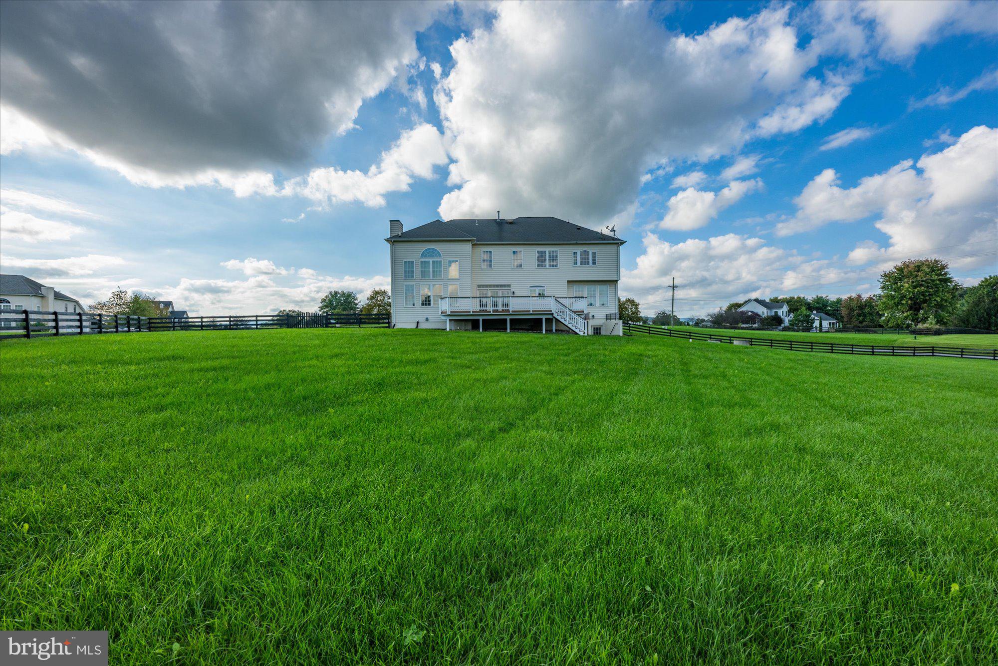 WRIGHT FARM - Residential