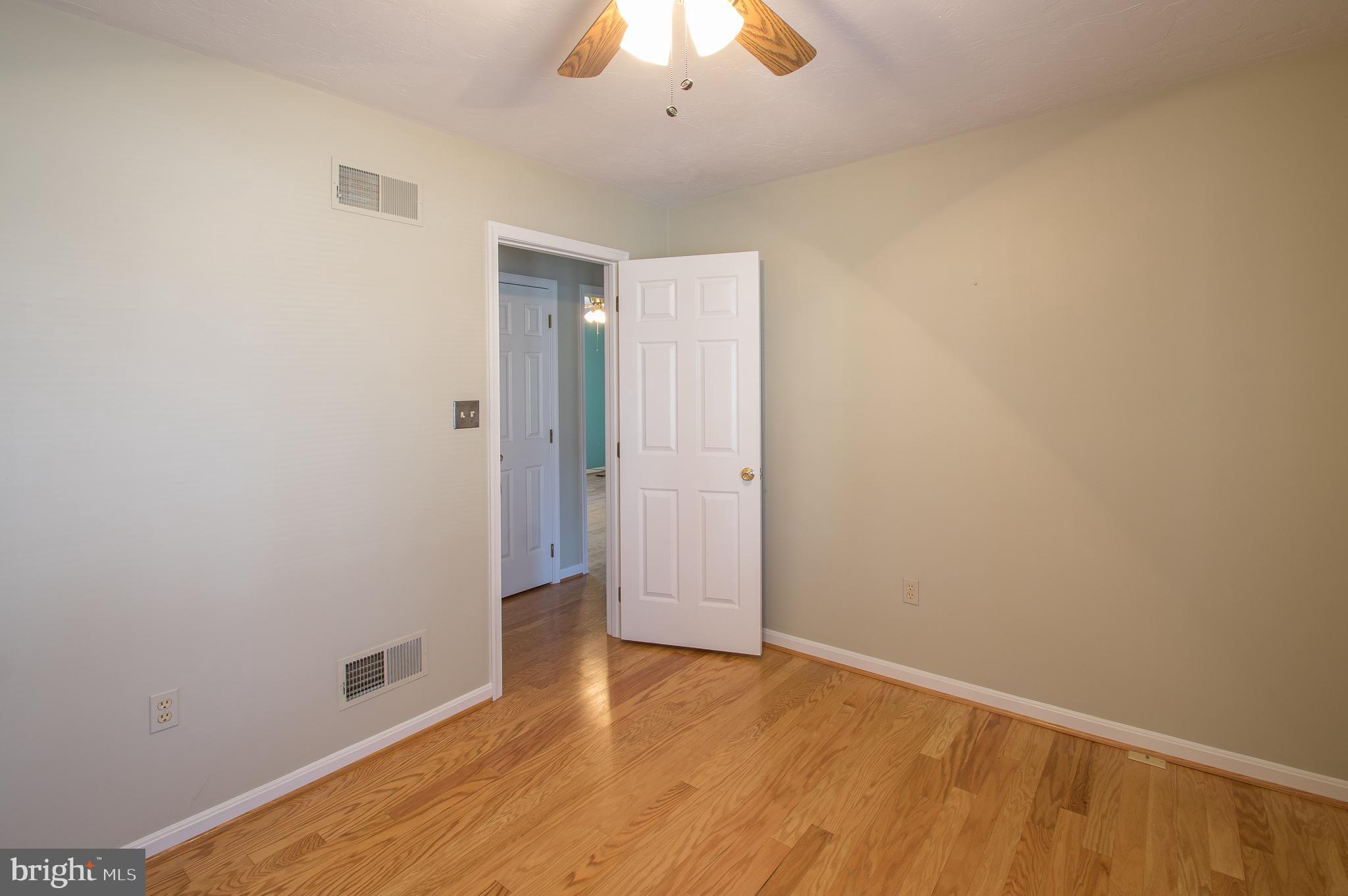 MEADOWVIEW ESTATES - Residential