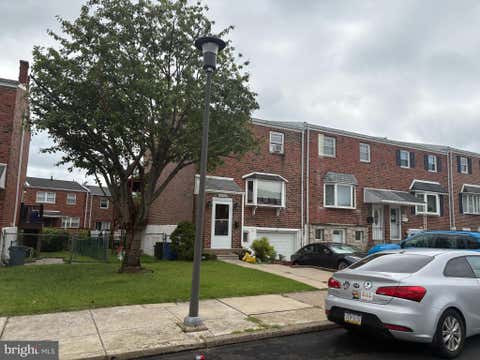 Townhouse For Sale - 10919 Carey Place<br/> PHILADELPHIA, PA 19154