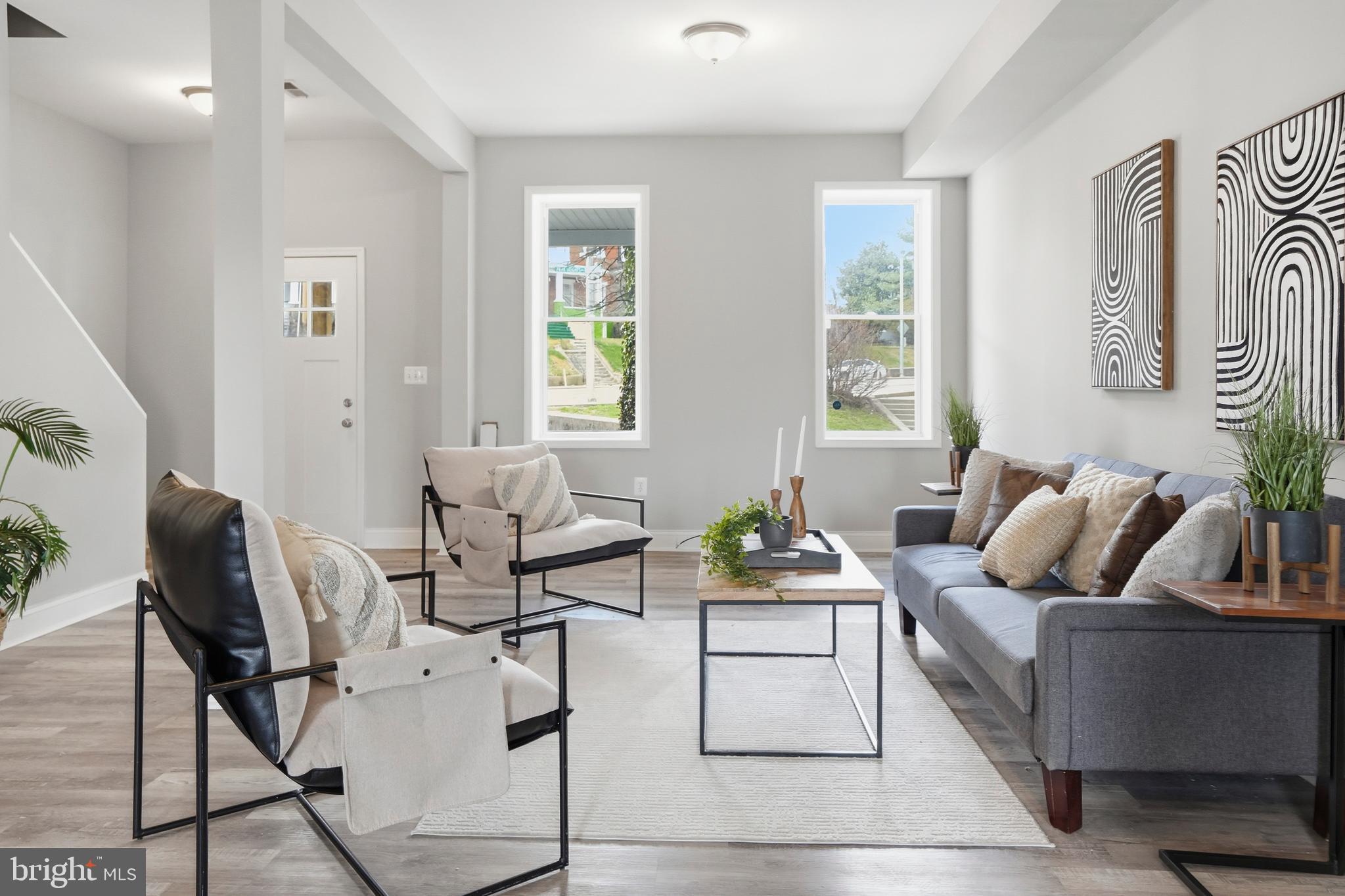 PARK CIRCLE - Residential