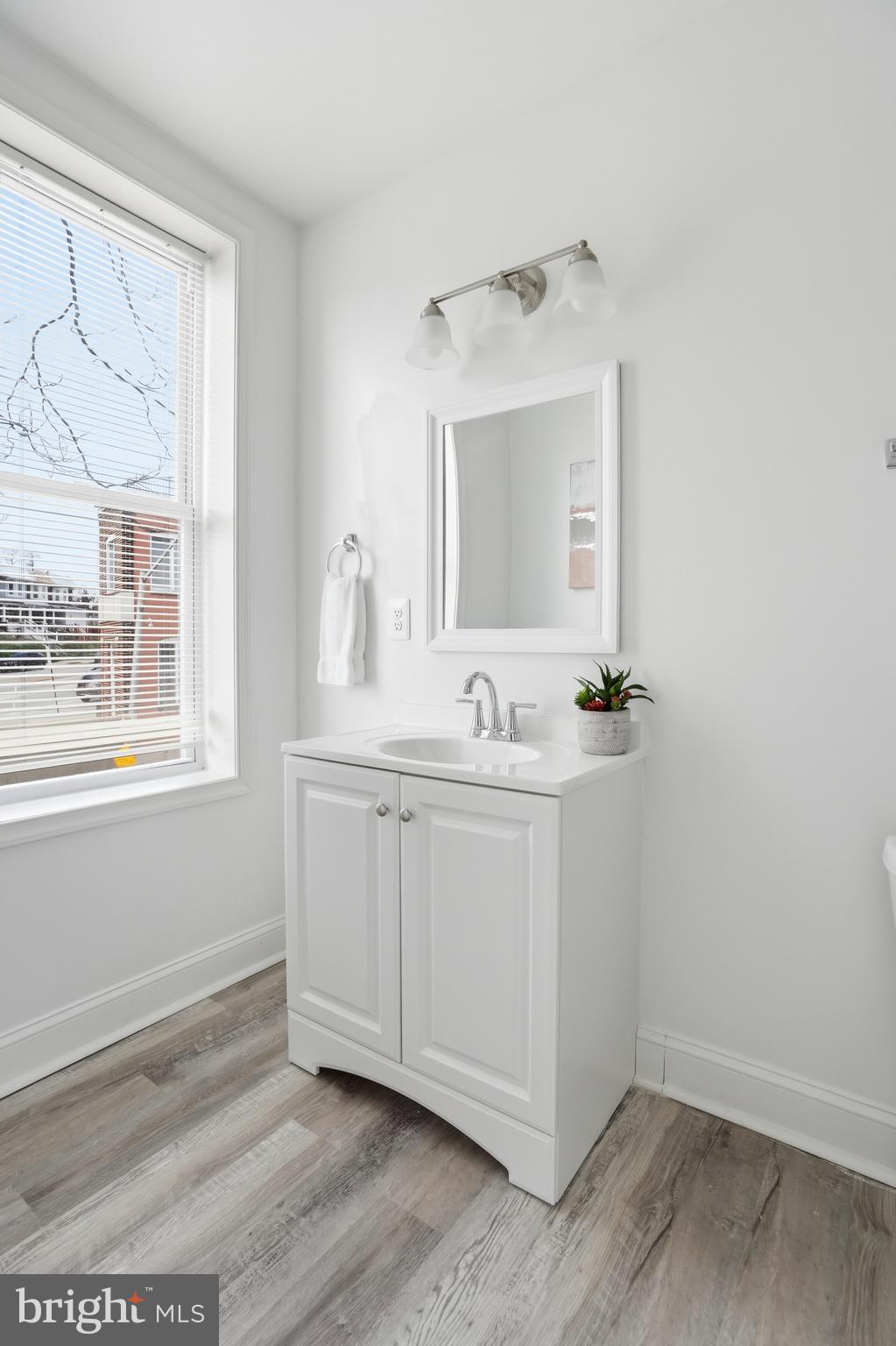 PARK CIRCLE - Residential