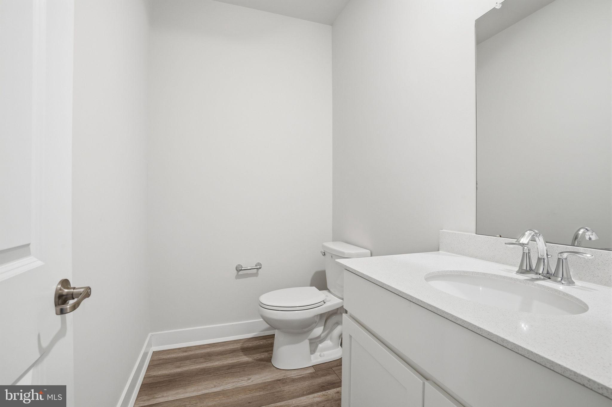 WATERSIDE - Residential