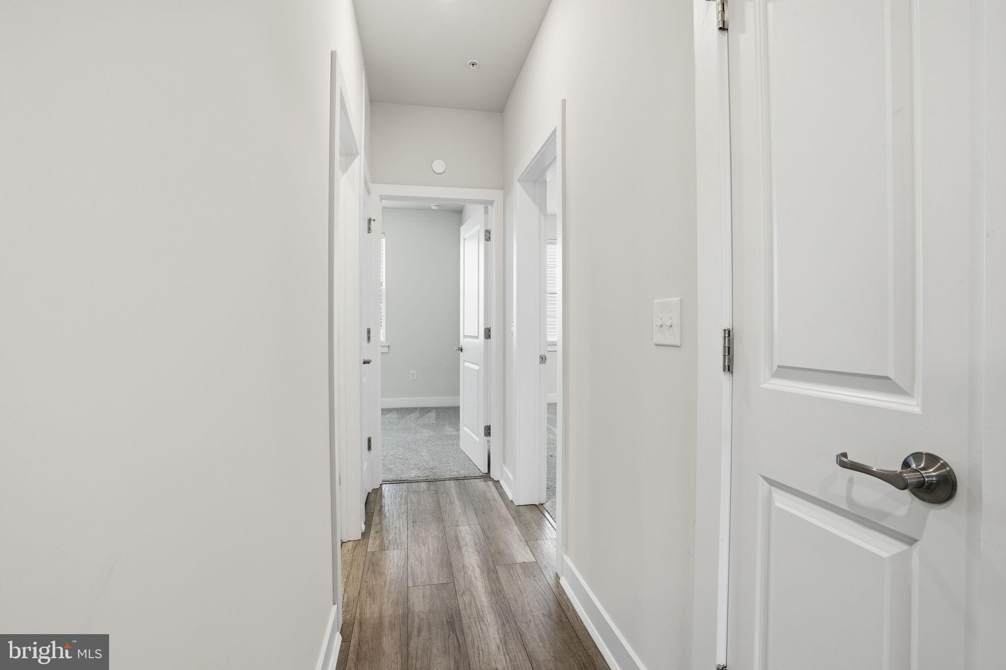 WATERSIDE - Residential