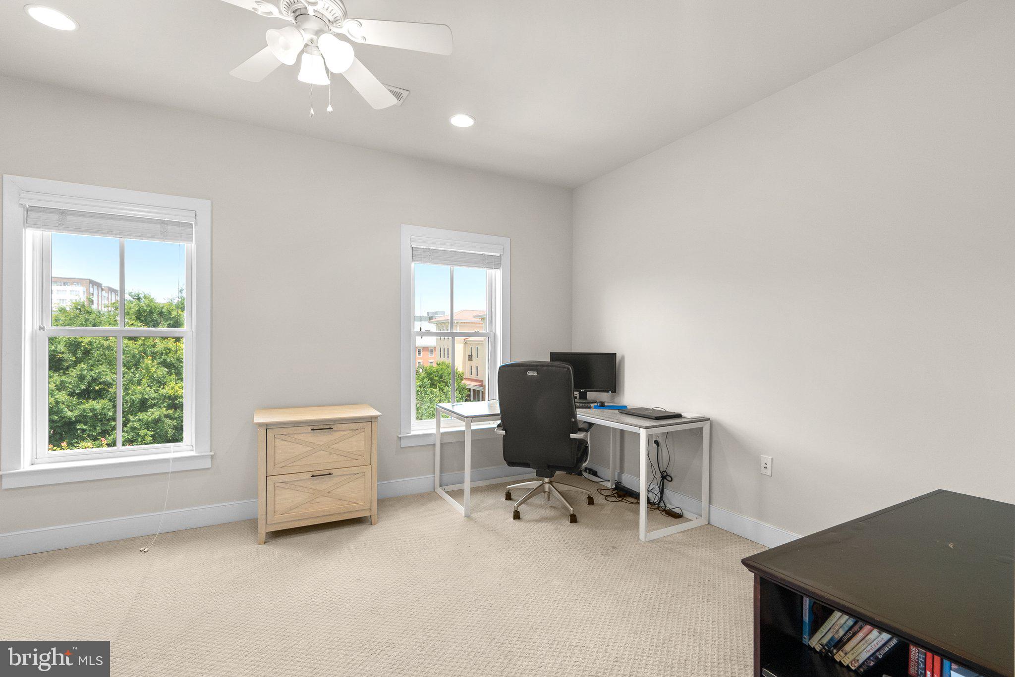 POTOMAC YARD - Residential Lease