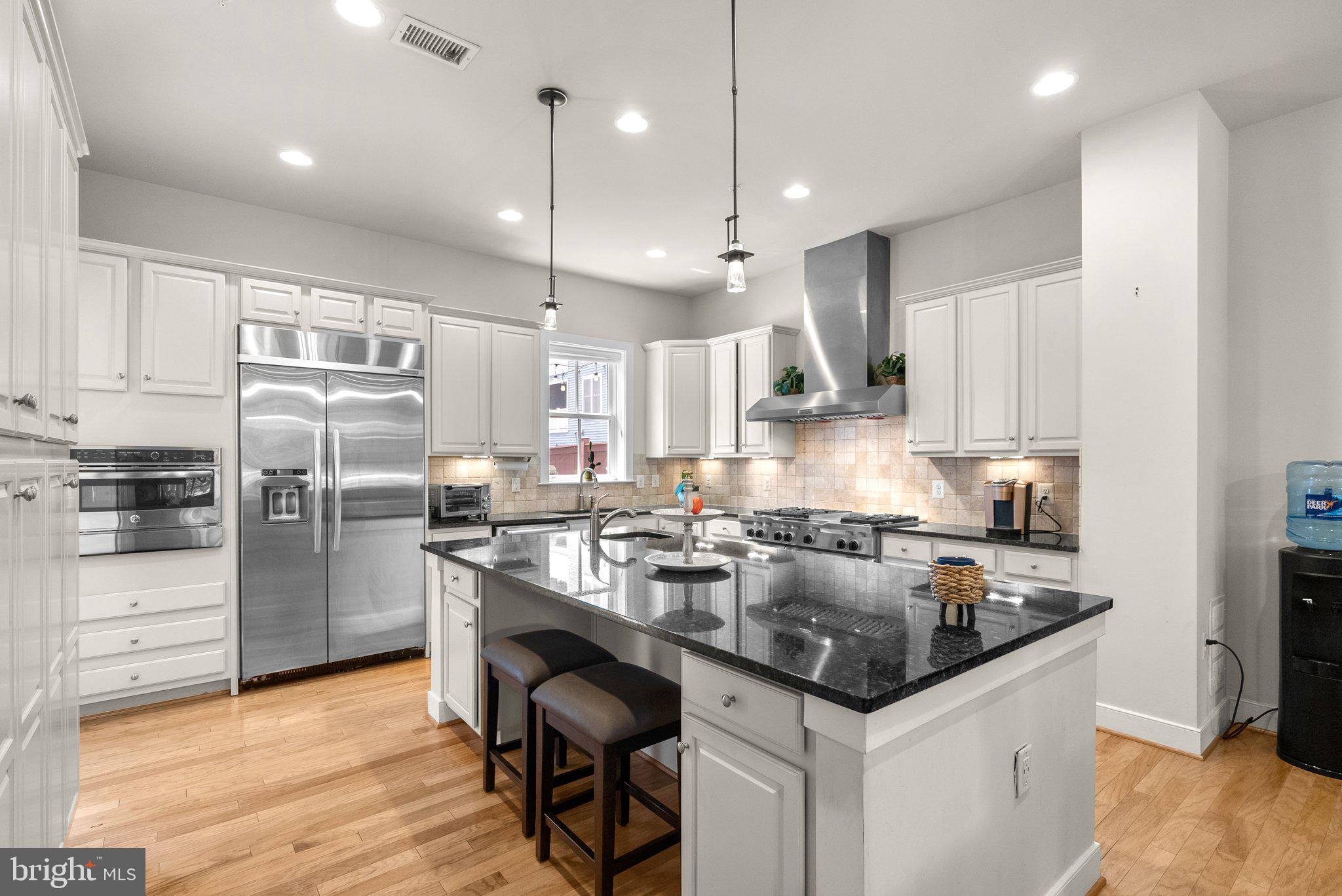 POTOMAC YARD - Residential Lease