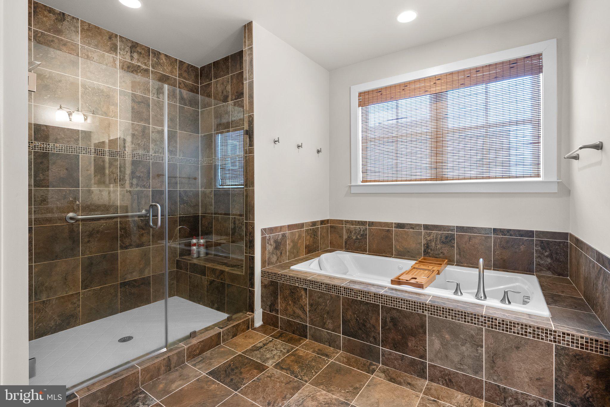 POTOMAC YARD - Residential Lease