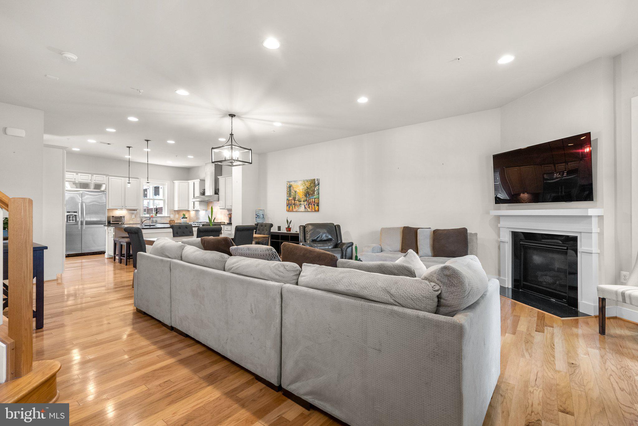 POTOMAC YARD - Residential Lease