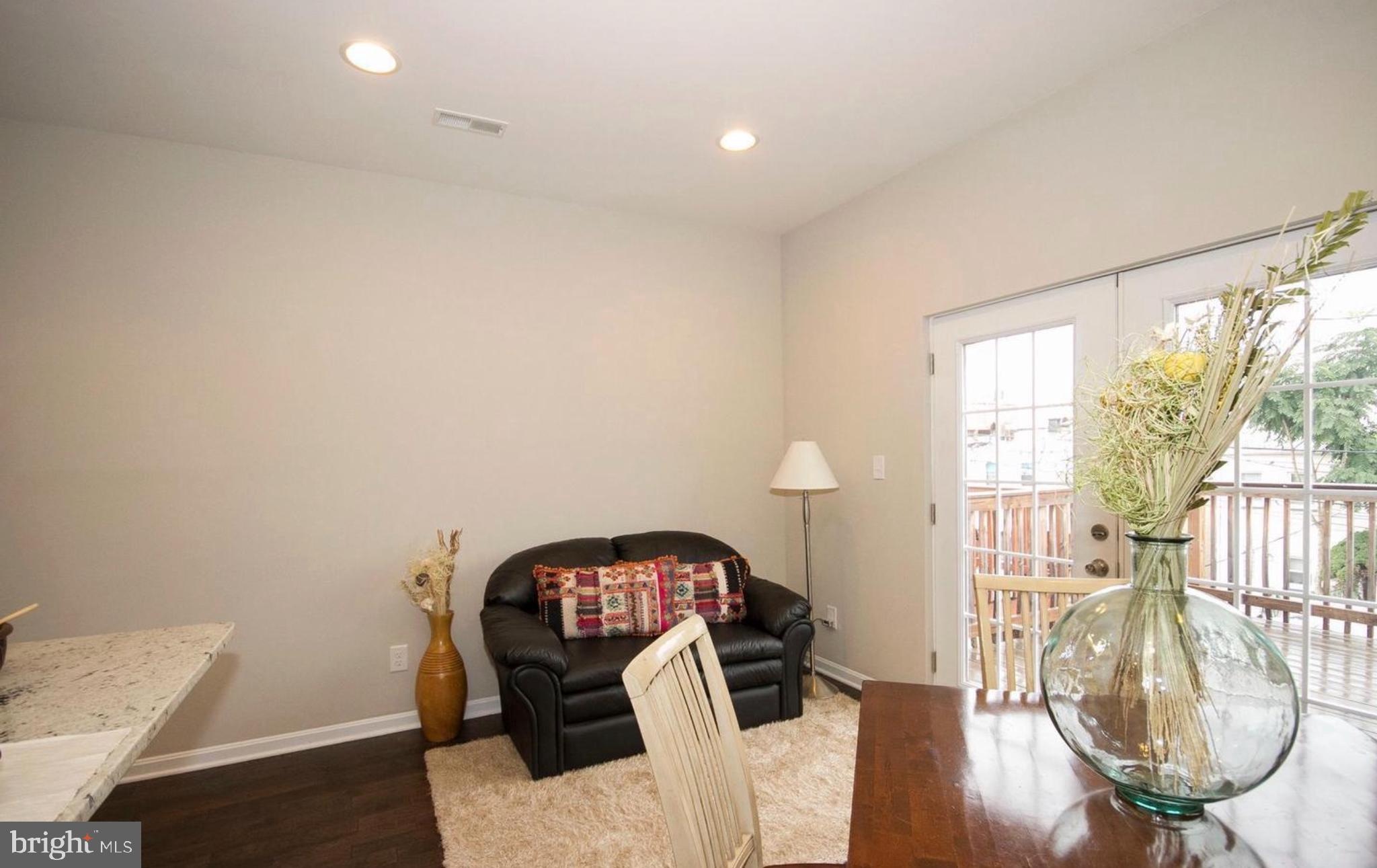 SOUTH BALTIMORE - Residential Lease