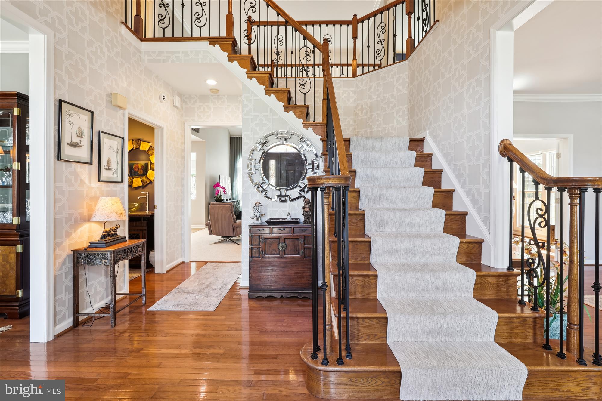 ISLAND CREEK - Residential