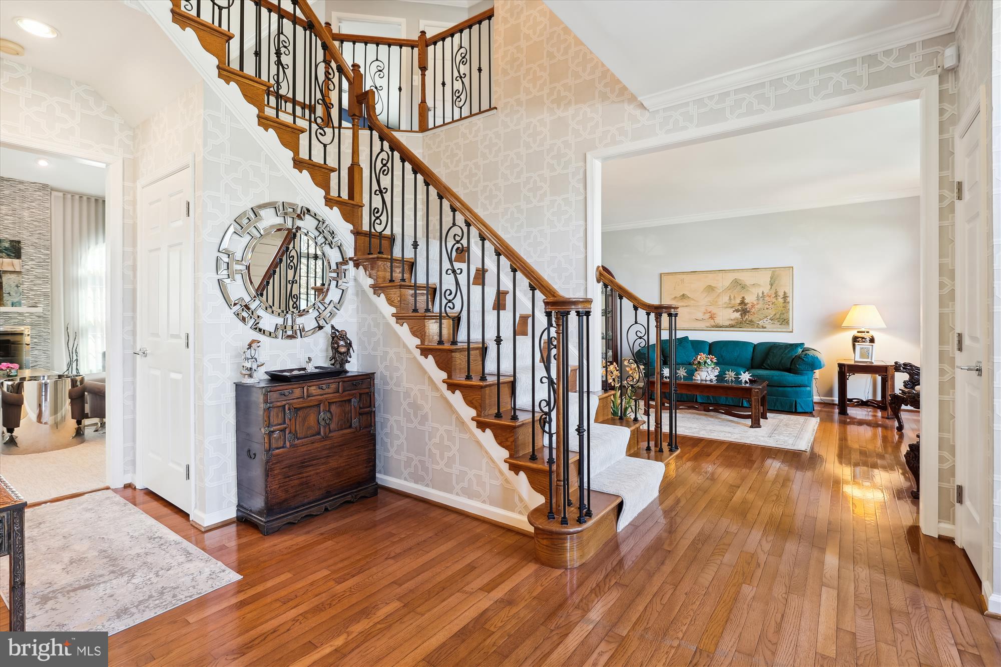 ISLAND CREEK - Residential