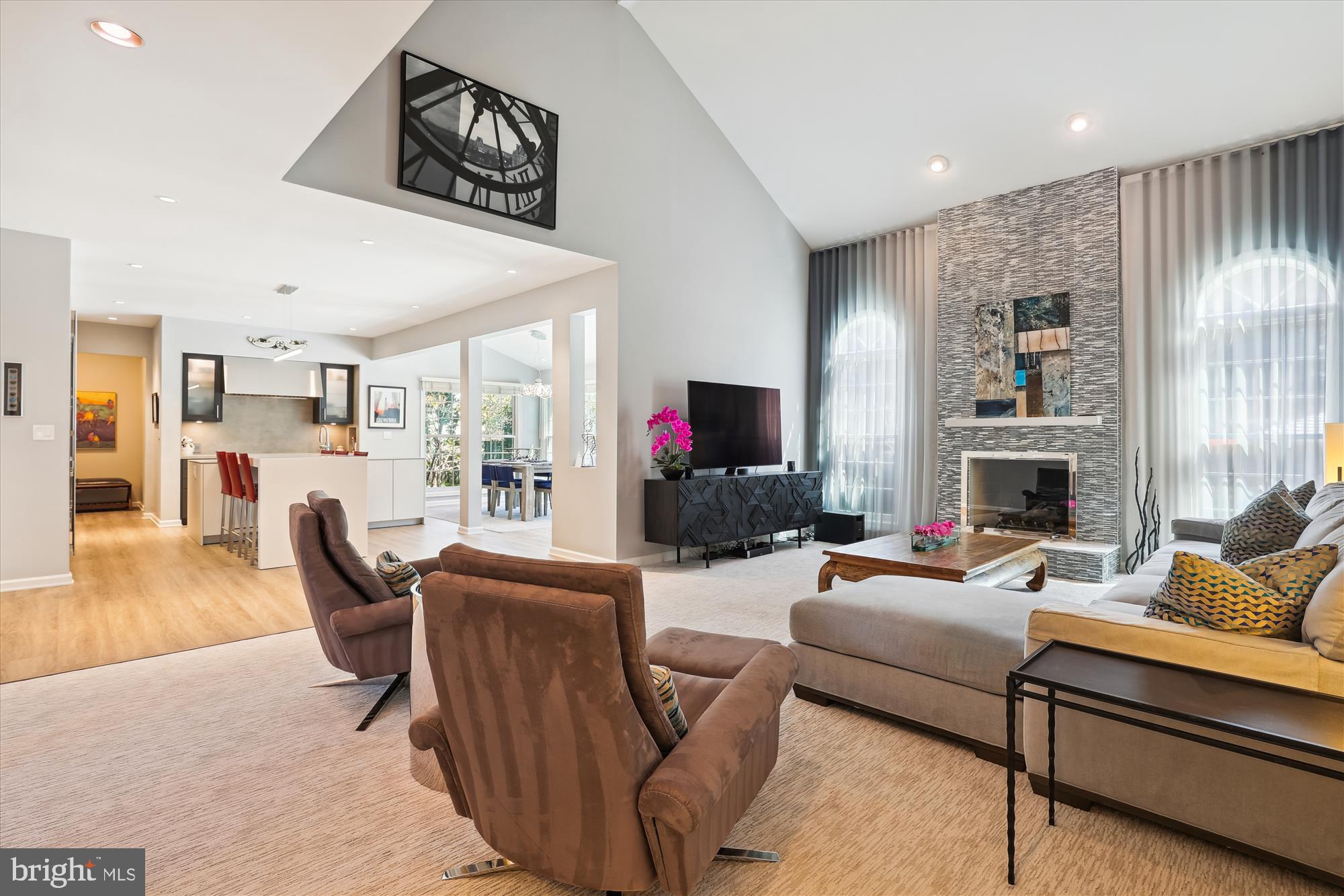 ISLAND CREEK - Residential