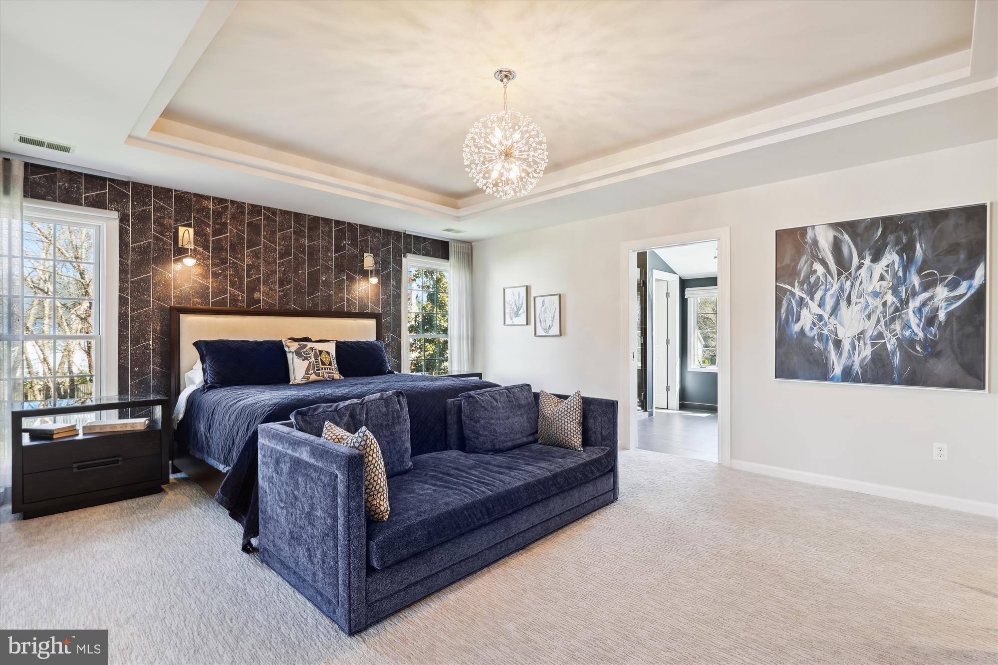 ISLAND CREEK - Residential