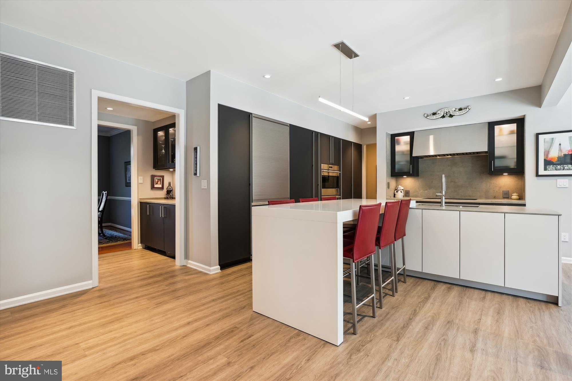 ISLAND CREEK - Residential