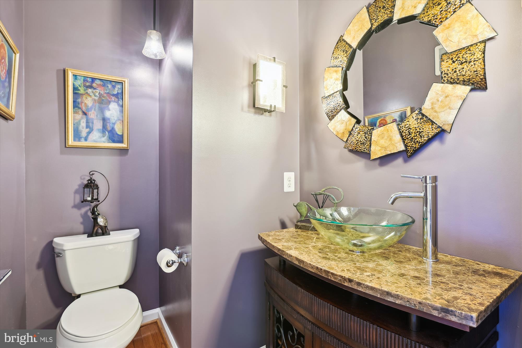 ISLAND CREEK - Residential