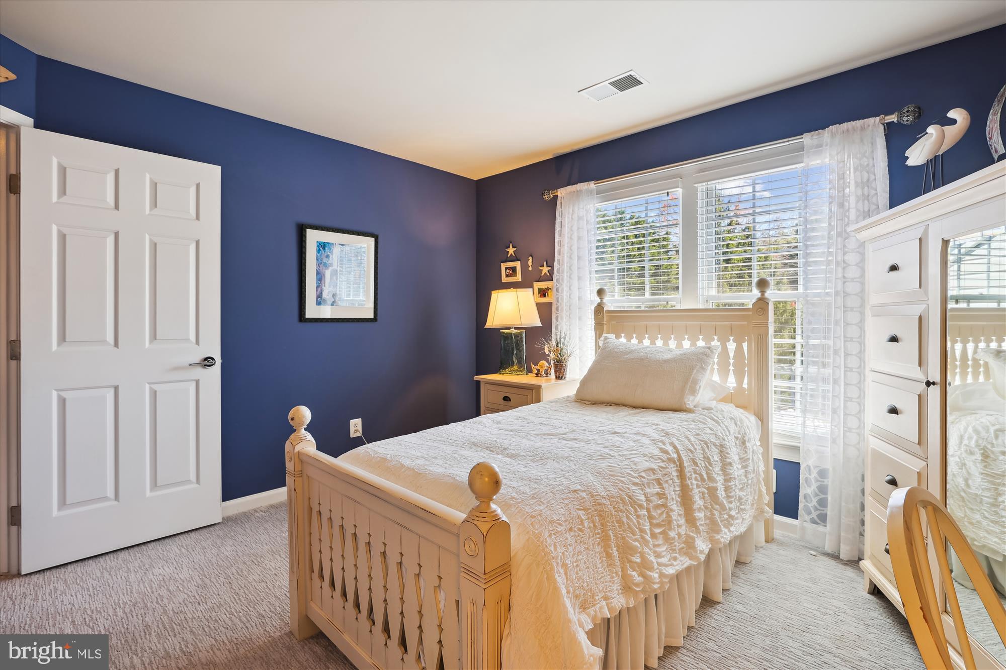 ISLAND CREEK - Residential