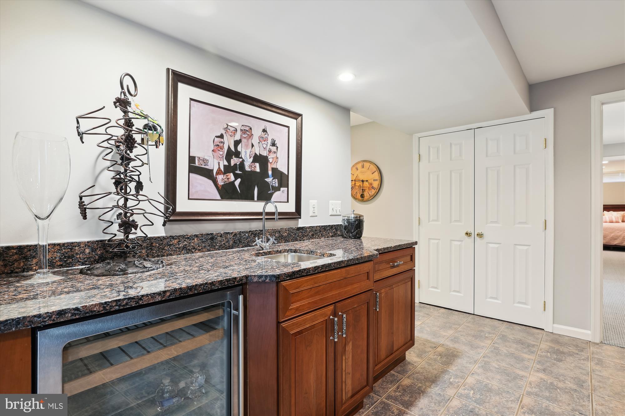 ISLAND CREEK - Residential