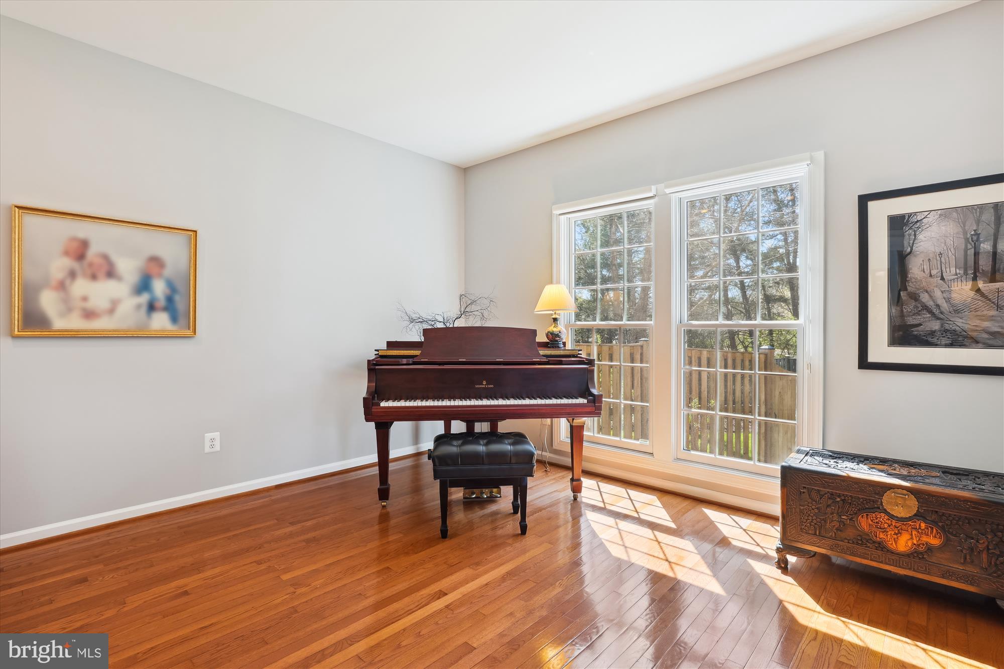 ISLAND CREEK - Residential