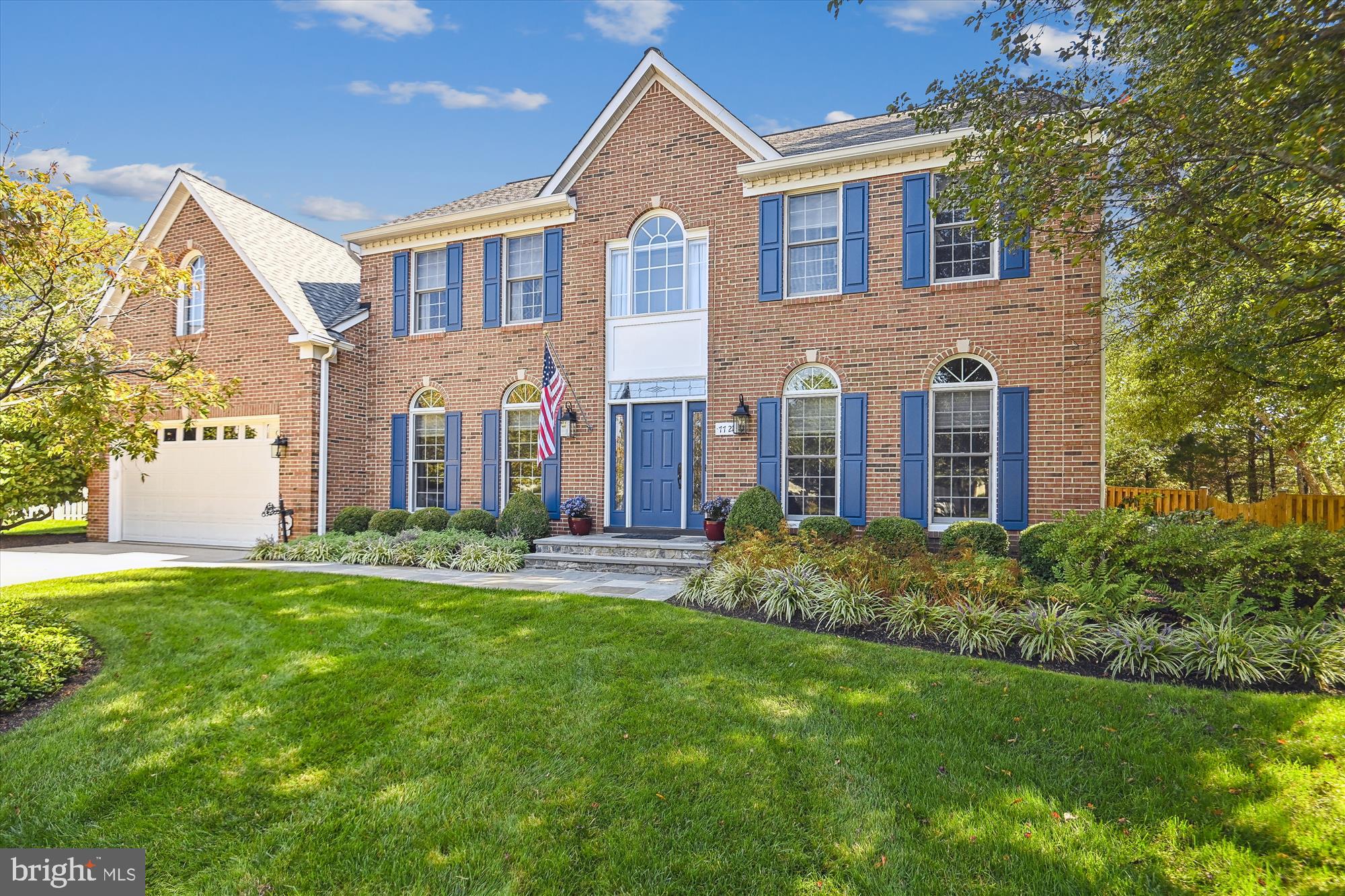 ISLAND CREEK - Residential