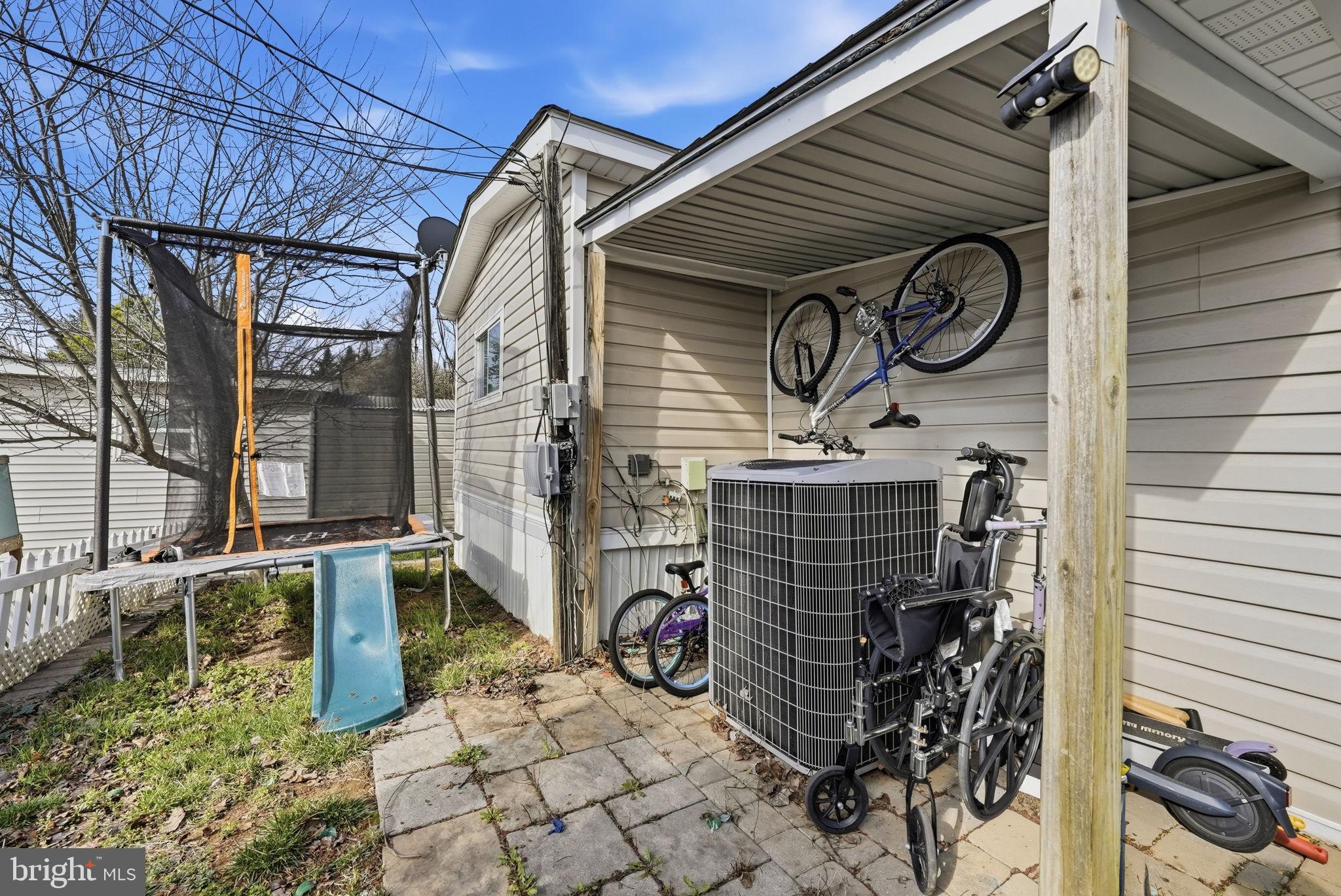 WAPLES MOBILE HOME PARK - Residential