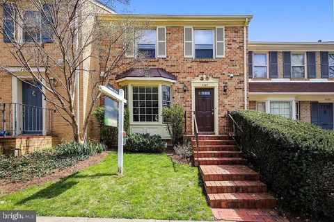 Photo of 4507 4th Road N, ARLINGTON, VA 22203 (MLS # VAAR2073362)