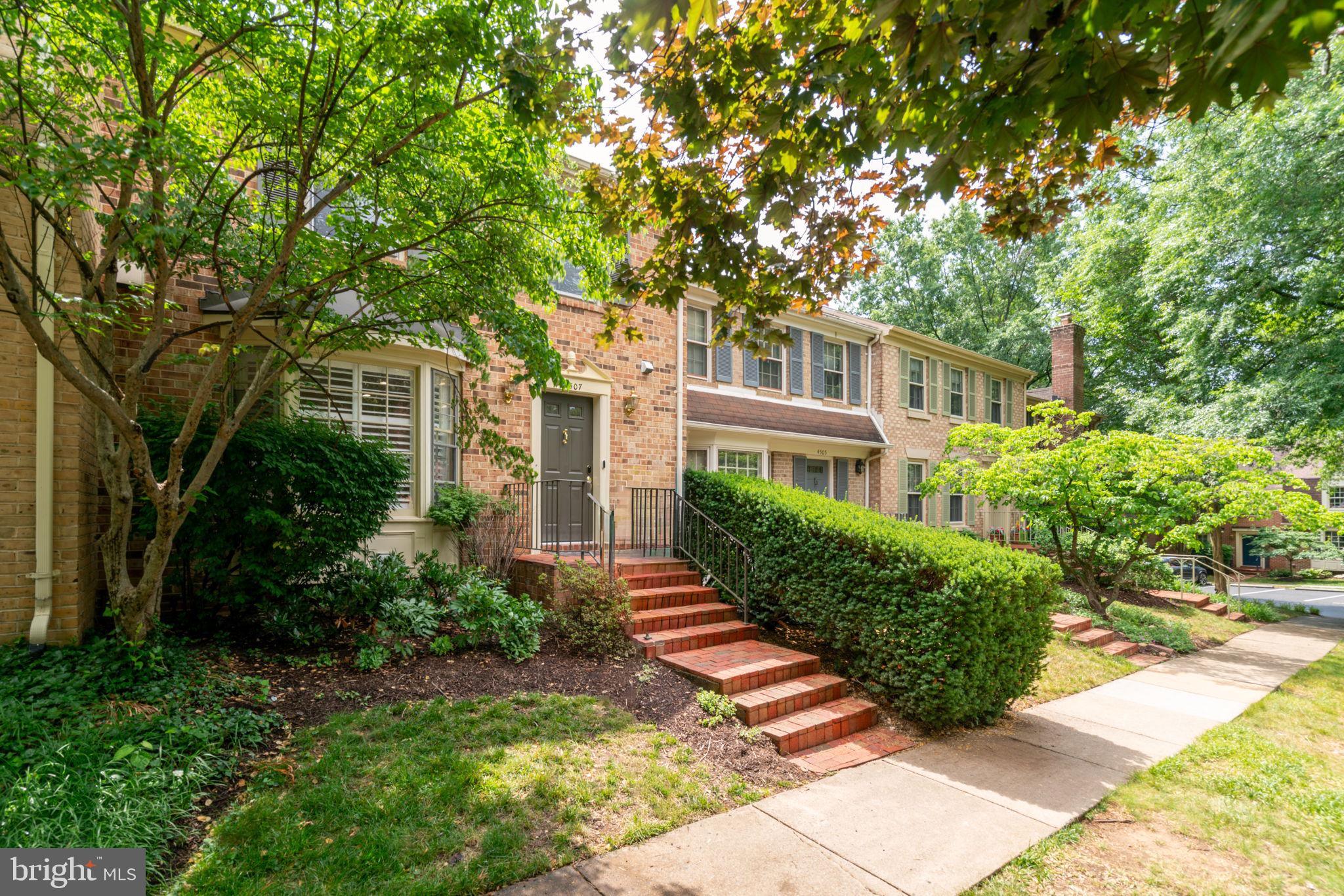 4507 4TH ROAD N