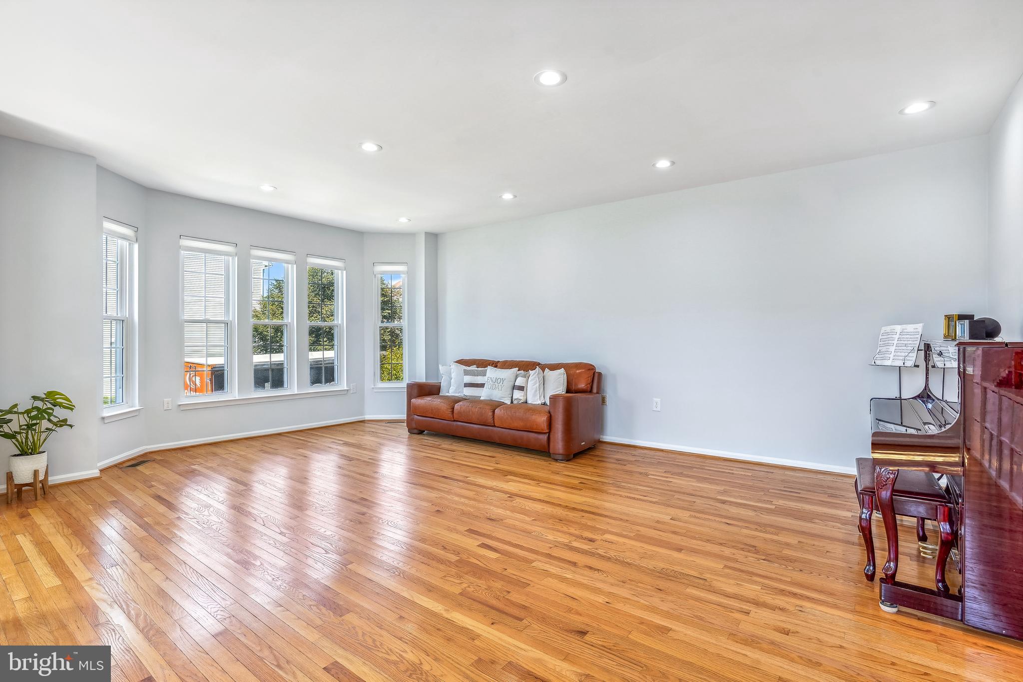 BRYARTON - Residential