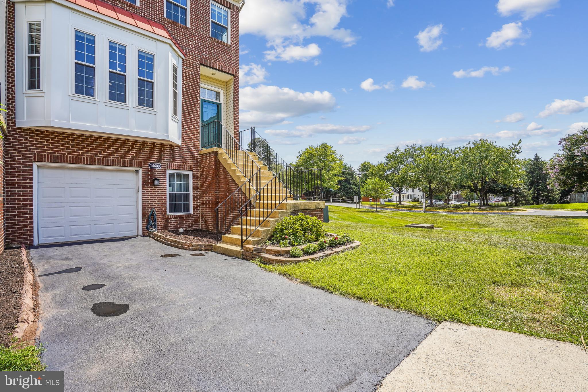 BRYARTON - Residential