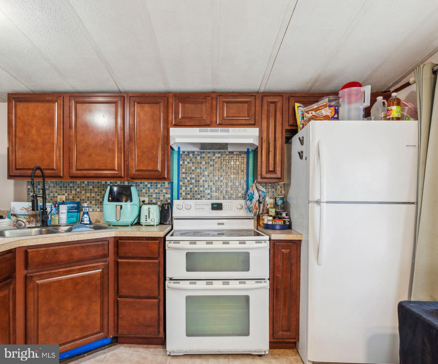 11540 PHILADELPHIA ROAD 19