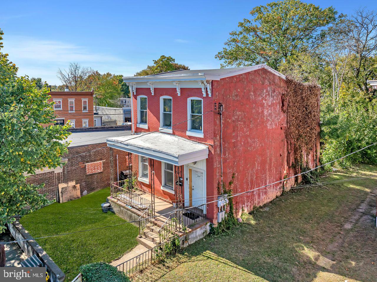 609 BRUNSWICK AVENUE