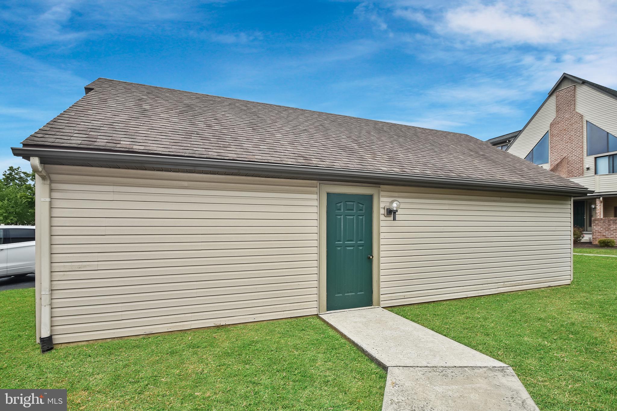 CHERRINGTON - Residential