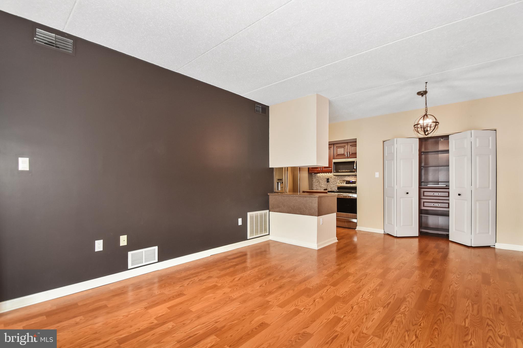 CHERRINGTON - Residential