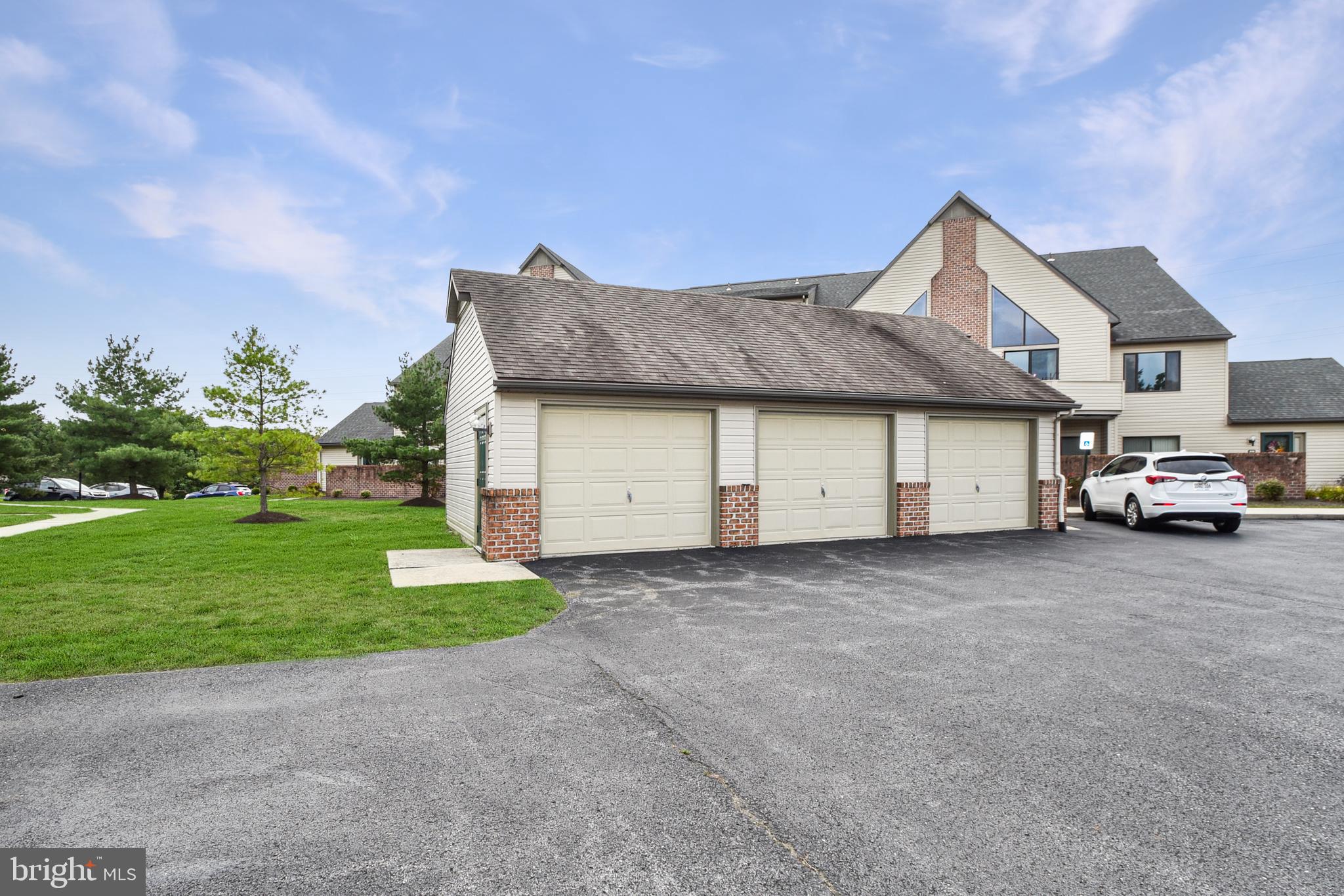 CHERRINGTON - Residential