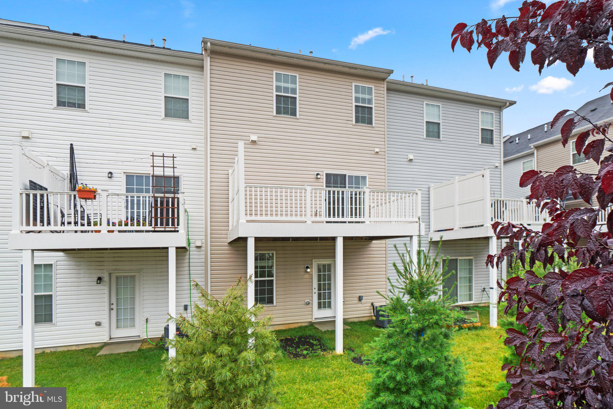 MORRIS PLACE - Residential Lease