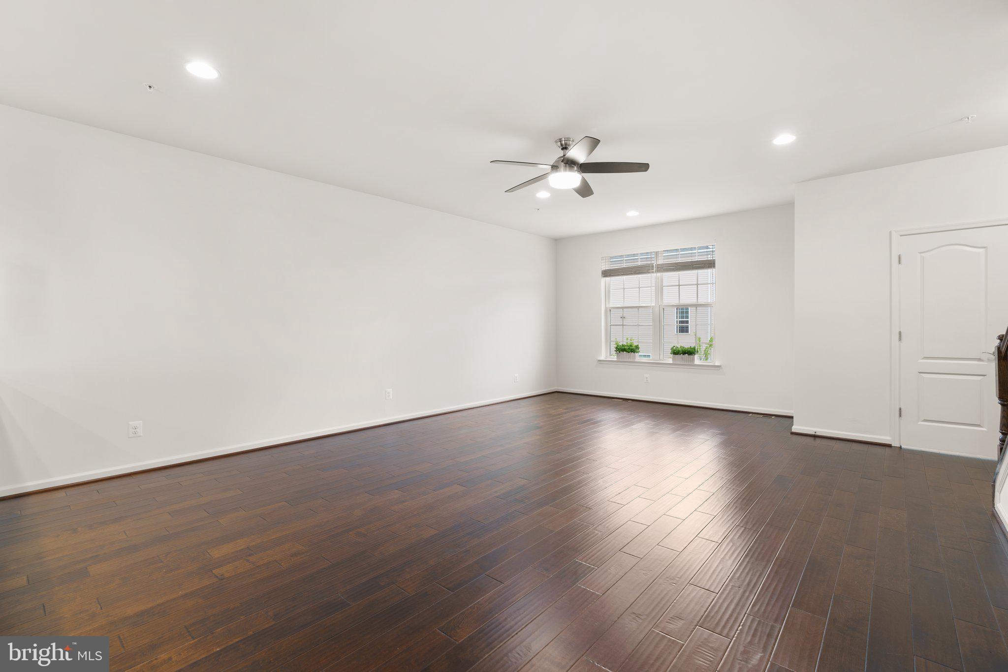 MORRIS PLACE - Residential Lease