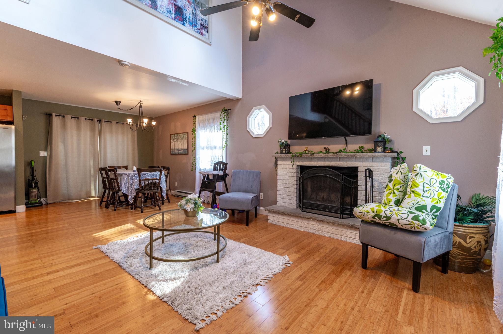 WINONA LAKES - Residential