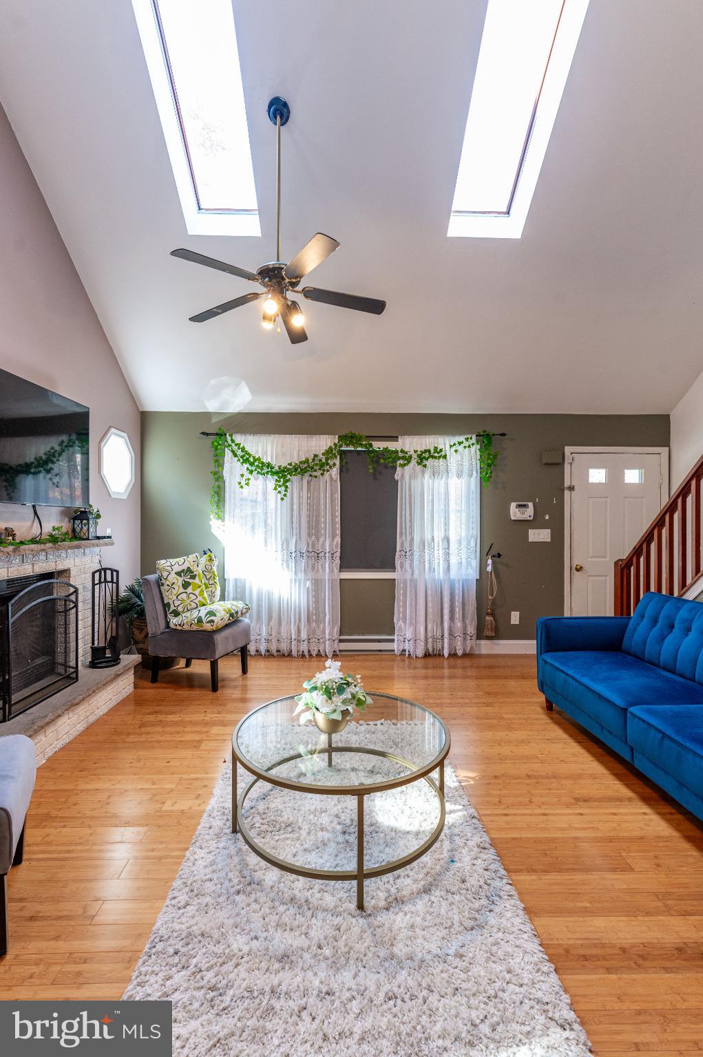 WINONA LAKES - Residential