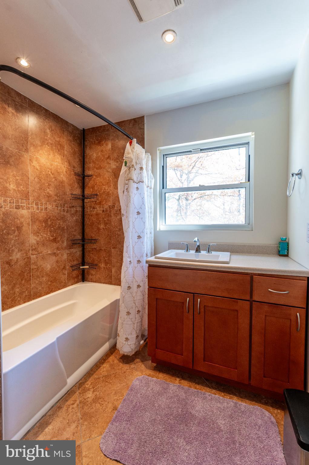 WINONA LAKES - Residential