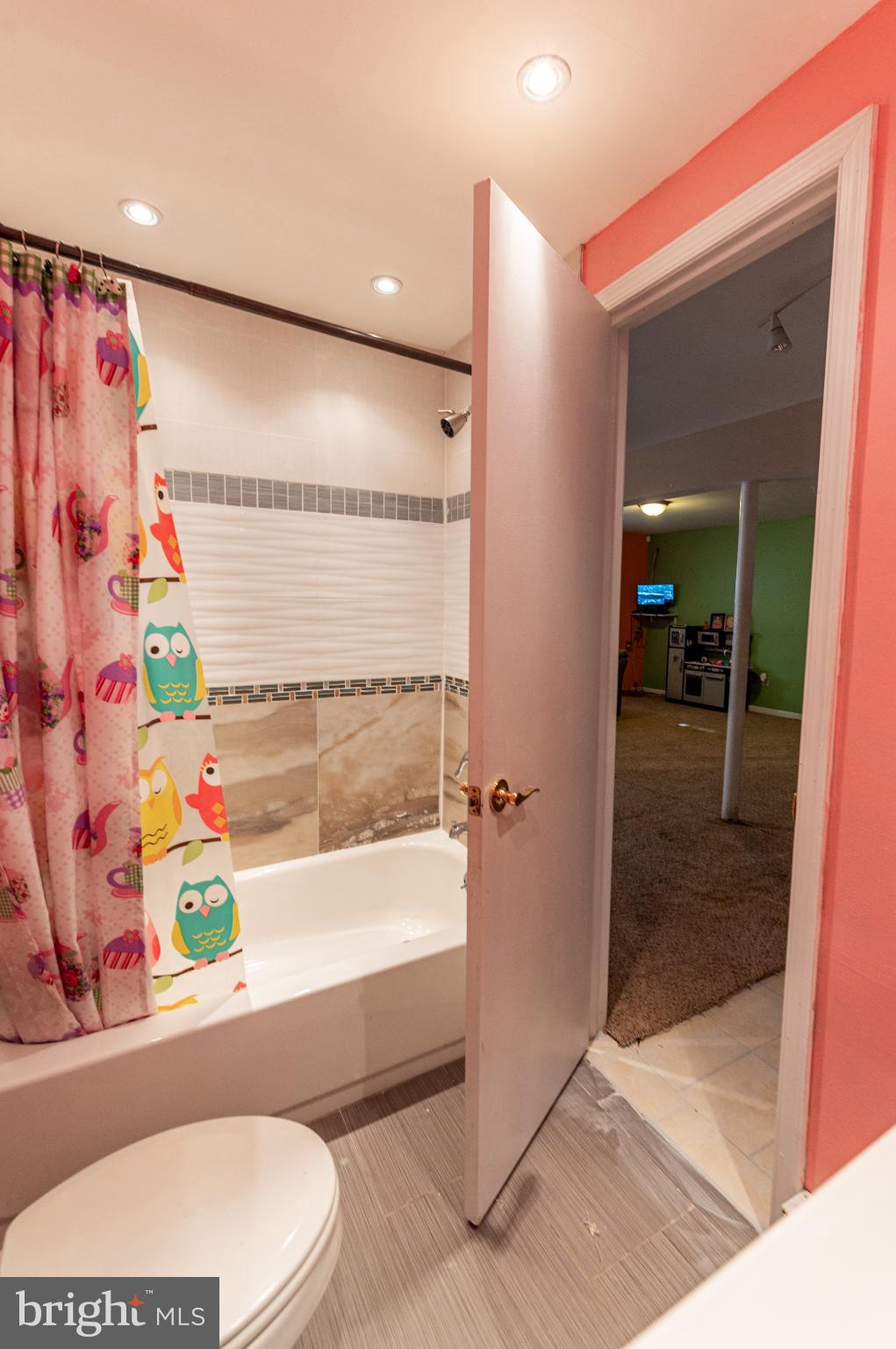 WINONA LAKES - Residential