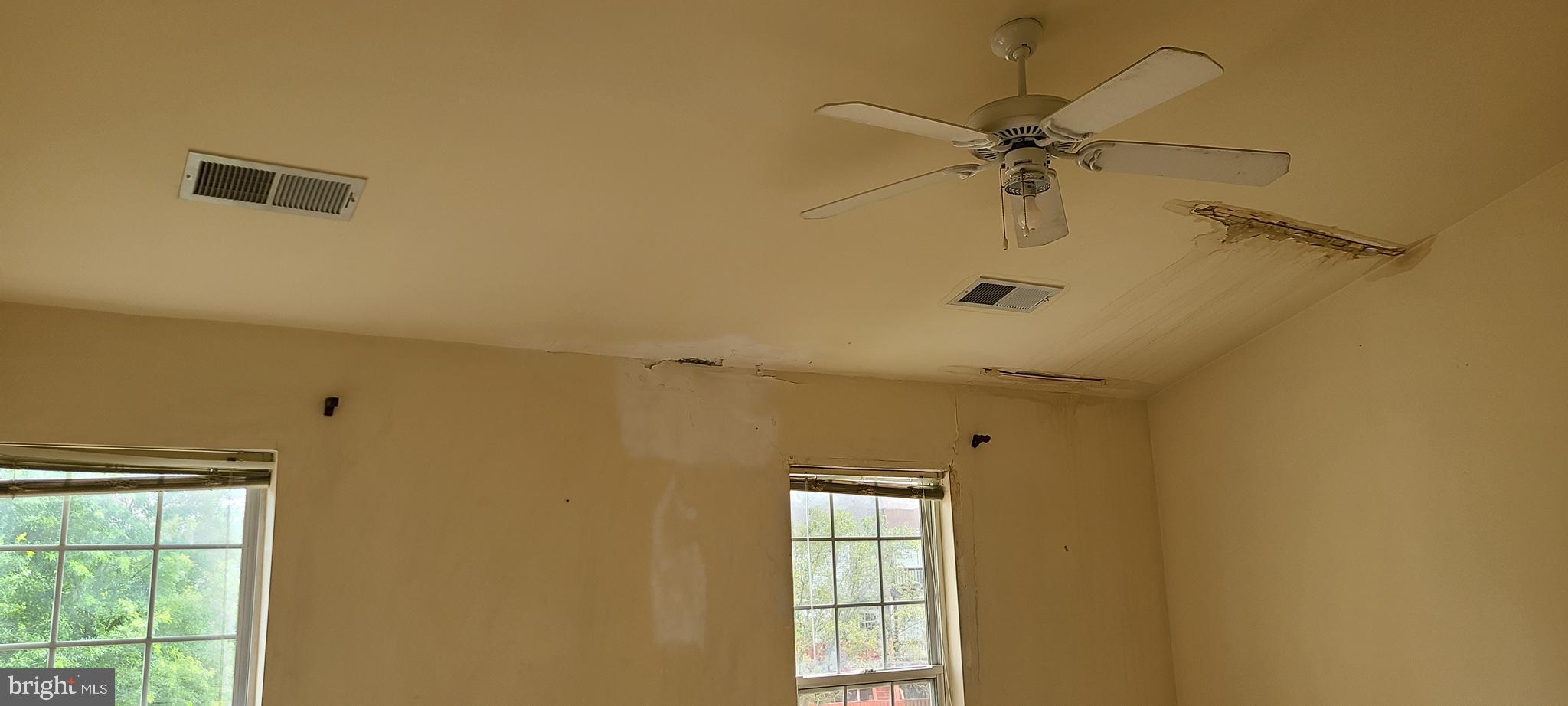 CROFTON VILLAGE - Residential