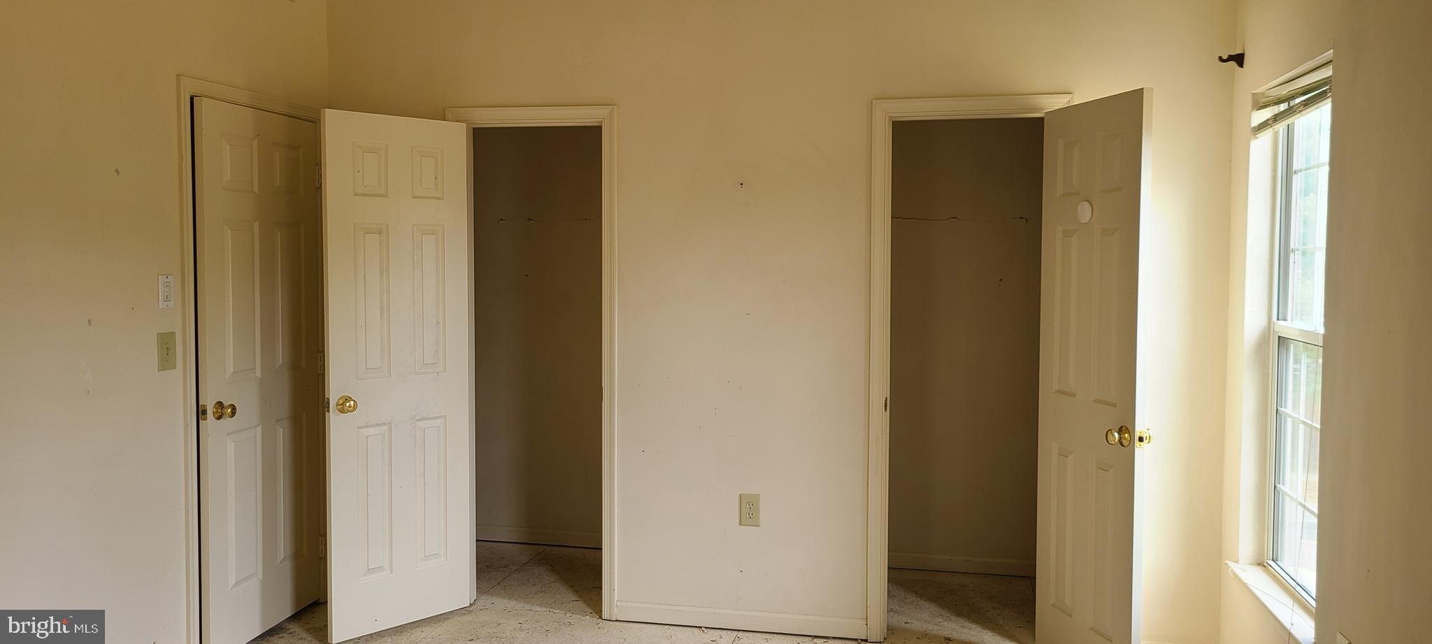 CROFTON VILLAGE - Residential