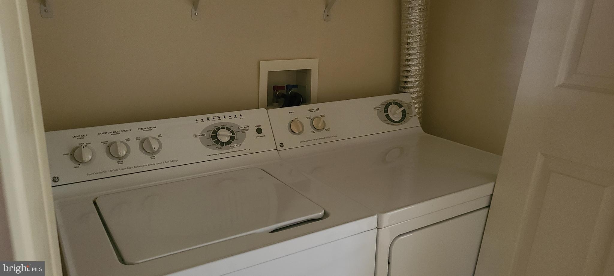 CROFTON VILLAGE - Residential