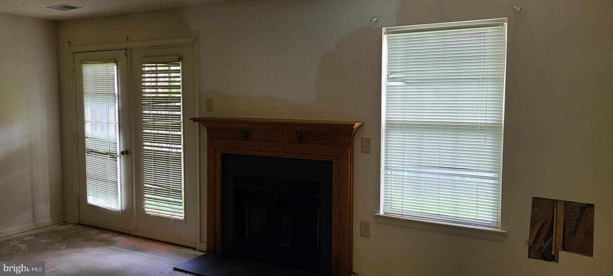 CROFTON VILLAGE - Residential